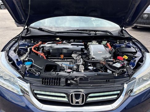 Used 2015 Honda Accord Touring image 31