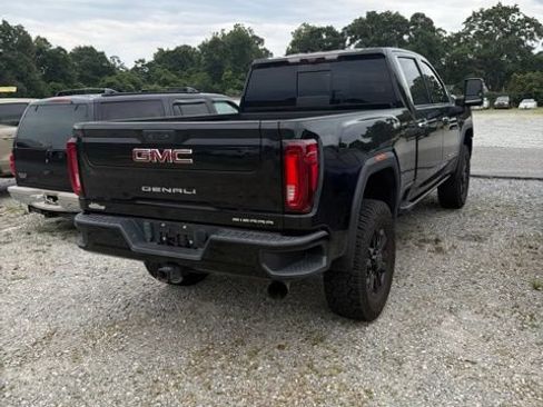 Used 2021 GMC Sierra 2500 Denali w/ Denali Black Diamond Edition AWD/4WD image 6
