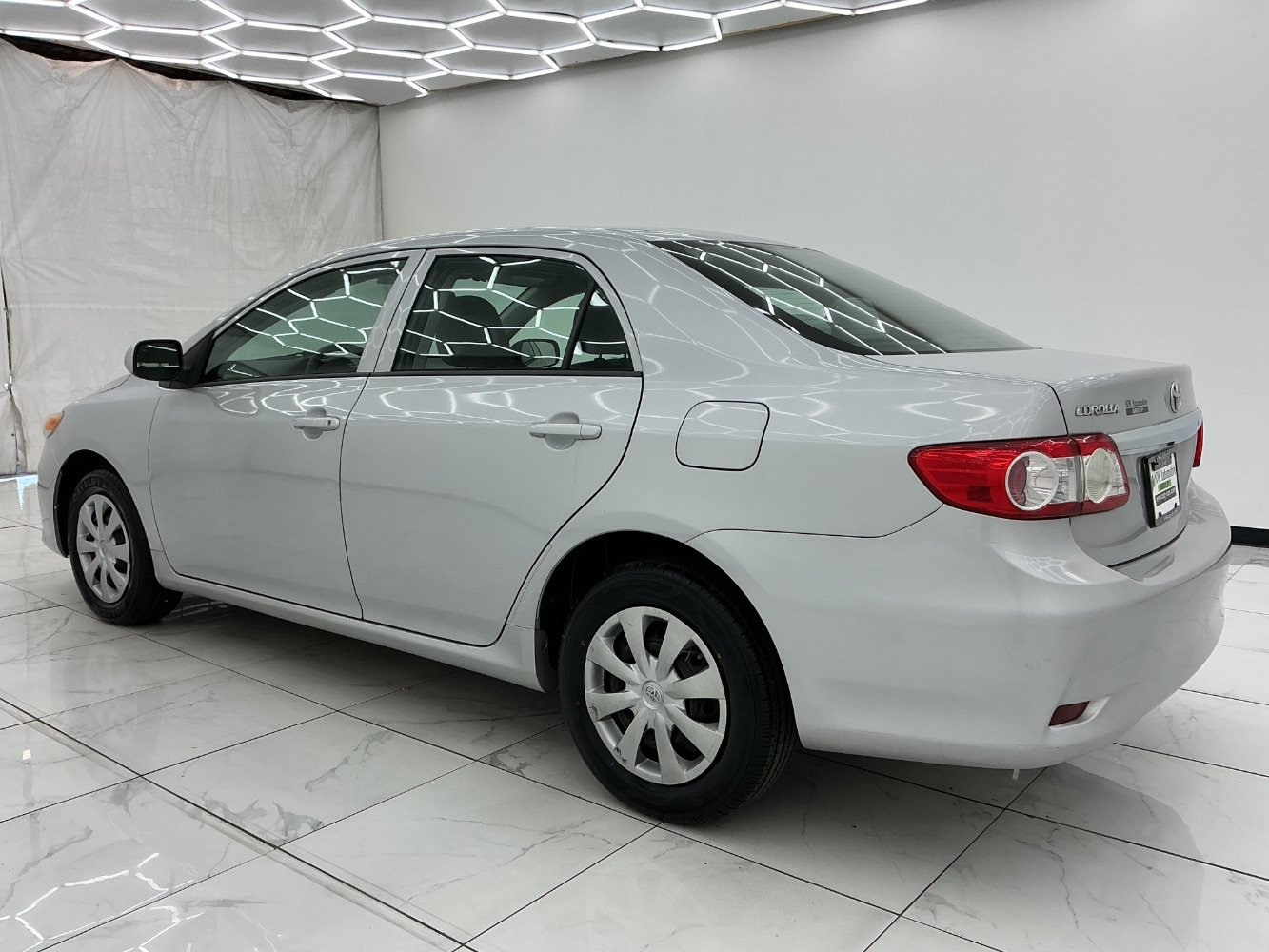 Used 2012 Toyota Corolla L FWD image 12