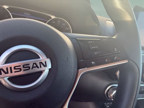 Used 2023 Nissan Sentra SV image 15