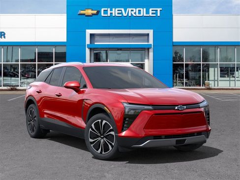 New 2025 Chevrolet Blazer EV LT image 7
