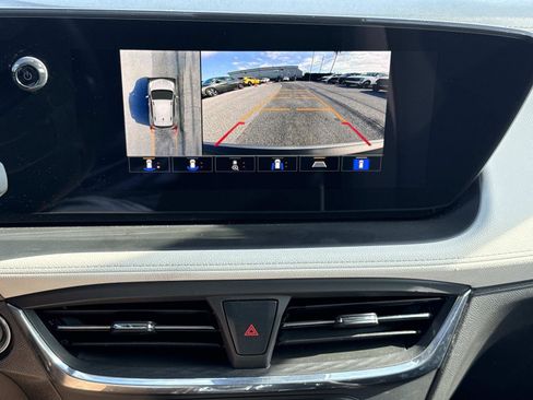 Used 2025 Buick Encore GX Preferred w/ Advanced Technology Package image 4