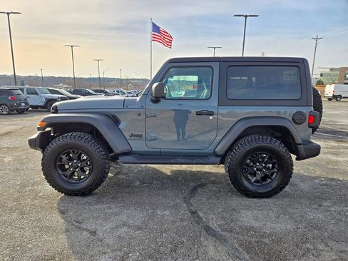 Used 2024 Jeep Wrangler Sport S image 7