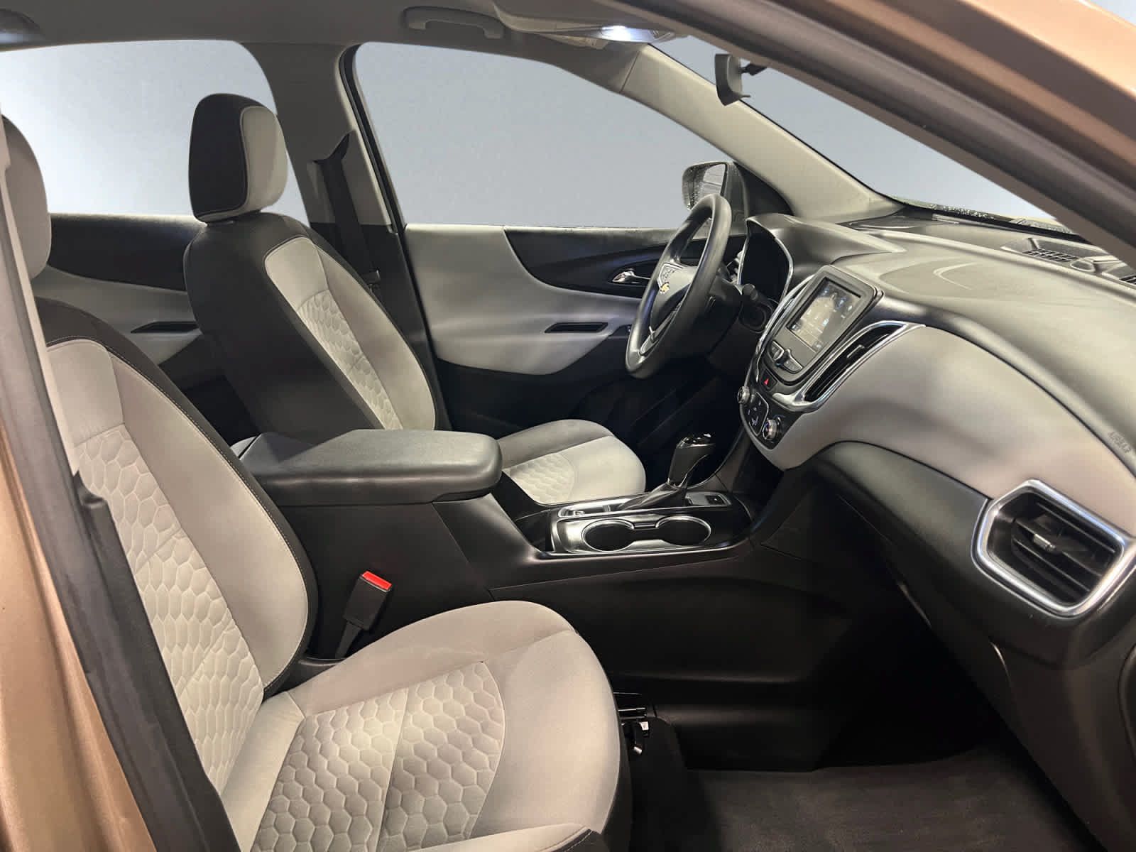 Used 2019 Chevrolet Equinox LS AWD/4WD image 18
