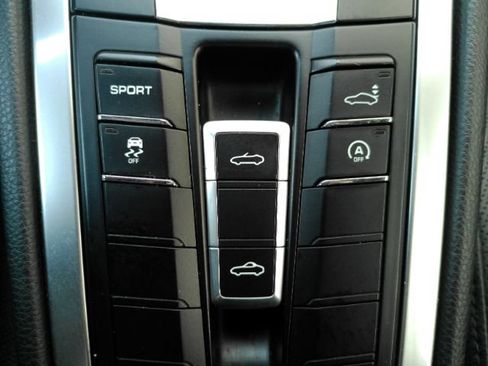 Used 2013 Porsche Boxster S RWD image 41