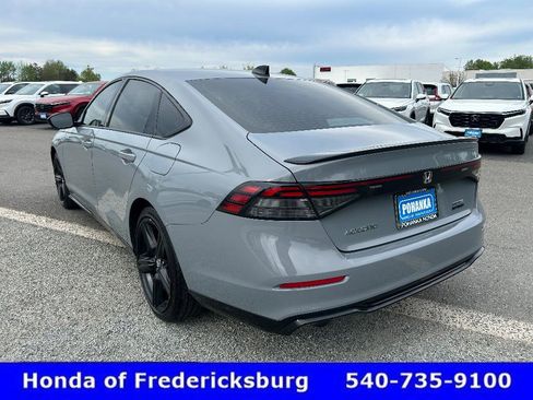 Used 2025 Honda Accord Sport image 4