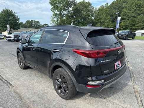 Used 2020 Kia Sportage S w/ S Sunroof Package AWD/4WD image 3