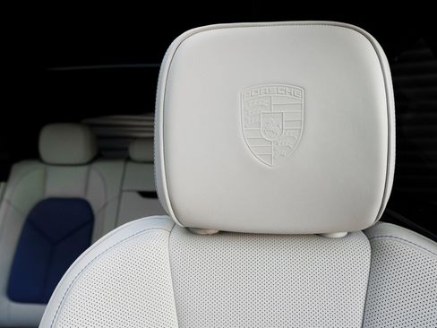 New 2026 Porsche Macan S image 15