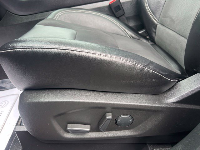 Used 2024 Ford Edge ST w/ Equipment Group 401A AWD/4WD image 26