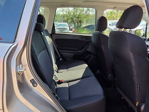 Used 2015 Subaru Forester 2.5i Premium w/ Popular Package #2 AWD/4WD image 17