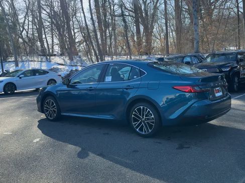 New 2026 Toyota Camry XLE image 6