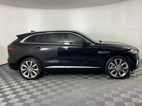 Used 2021 Jaguar F-PACE R-Dynamic S image 7