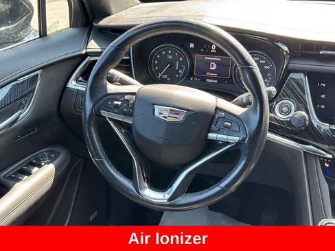 Used 2022 Cadillac XT6 Premium Luxury w/ Technology Package AWD/4WD image 20