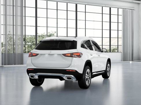 New 2026 Mercedes-Benz GLA 250 4MATIC image 22