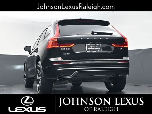 Used 2025 Volvo XC60 T8 Ultra w/ Climate Package image 19