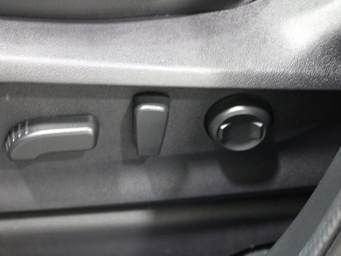 Used 2021 Subaru Ascent Limited w/ Popular Package #2 AWD/4WD image 5
