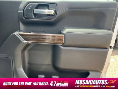 Used 2021 Chevrolet Silverado 1500 LT AWD/4WD image 9