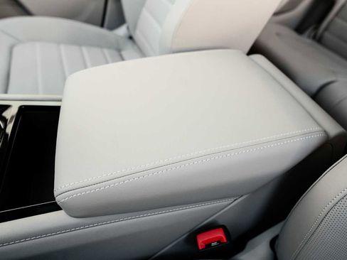 New 2026 Volkswagen Atlas SEL image 32