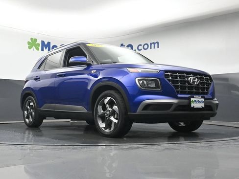 Used 2023 Hyundai Venue SEL w/ Cargo Package FWD image 26