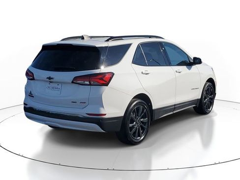 Certified 2023 Chevrolet Equinox RS AWD/4WD image 4