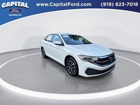 Used 2024 Volkswagen Jetta S FWD image 2