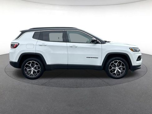 Certified 2024 Jeep Compass Limited AWD/4WD image 7