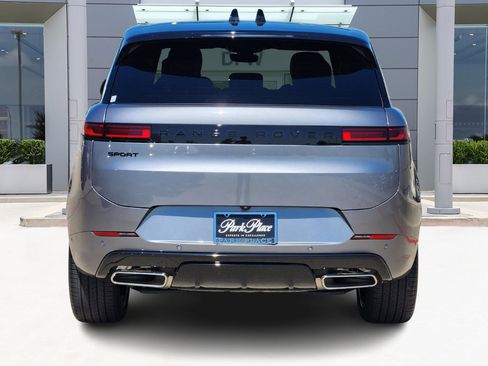 New 2025 Land Rover Range Rover Sport Dynamic SE image 6