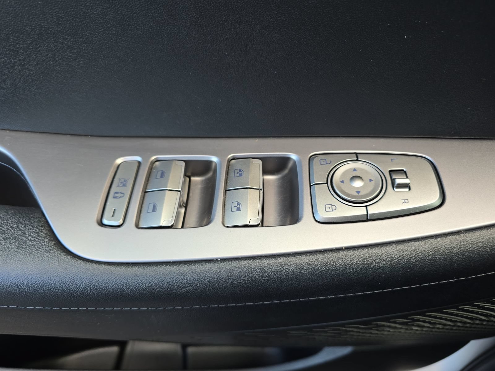 Used 2024 Hyundai Palisade SEL AWD/4WD image 31