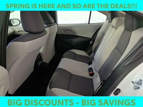 Used 2026 Toyota Corolla LE w/ LE Premium Package image 11