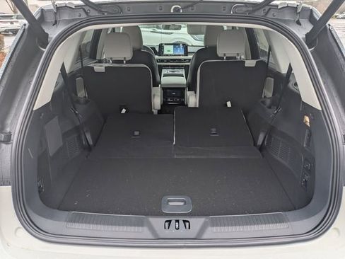 New 2026 Lincoln Aviator 2WD image 5