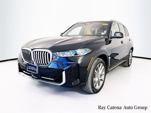Certified 2024 BMW X5 xDrive40i w/ Premium Package image 3