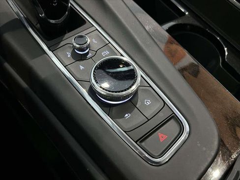 Certified 2023 Cadillac Escalade ESV Sport Platinum w/ LPO, ONYX Package image 31