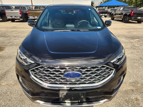 Used 2022 Ford Edge Titanium w/ Equipment Group 301A AWD/4WD image 2