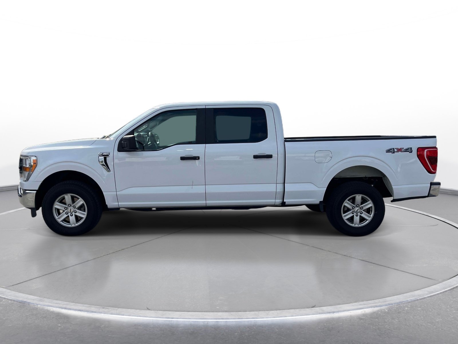Used 2021 Ford F150 XLT w/ Trailer Tow Package AWD/4WD image 8