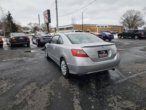 Used 2011 Honda Civic LX image 6