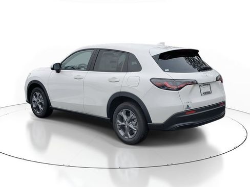 New 2026 Honda HR-V LX image 3