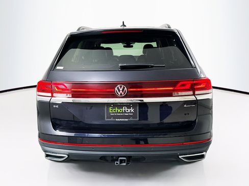 Used 2024 Volkswagen Atlas SE image 7