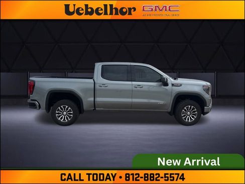 Used 2023 GMC Sierra 1500 AT4 w/ AT4 Premium Package AWD/4WD image 5