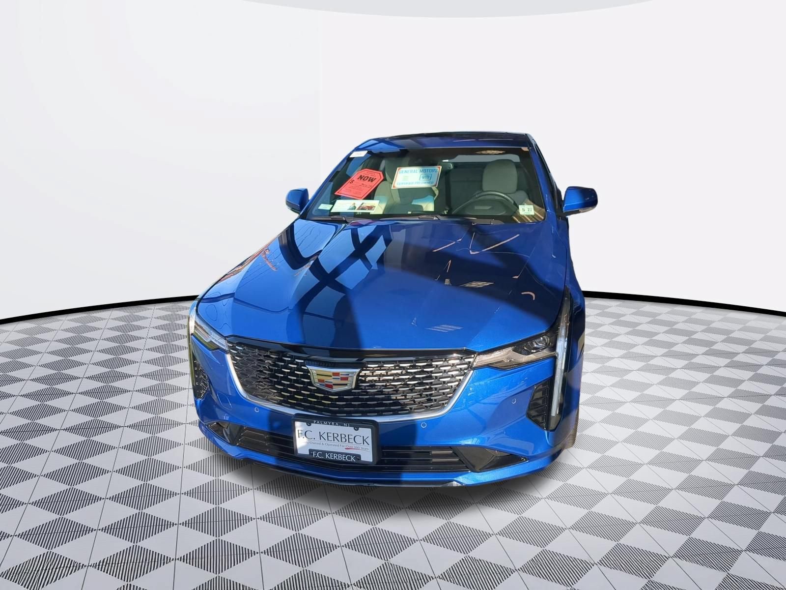Certified 2022 Cadillac CT4 Premium Luxury RWD image 2