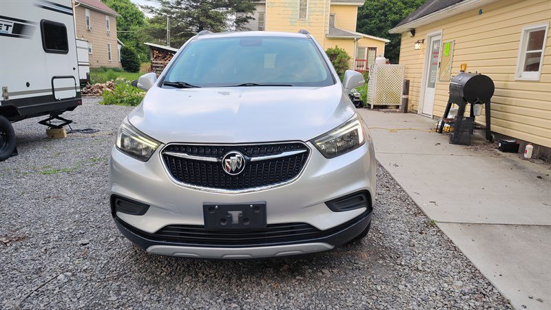 Used 2018 Buick Encore Preferred AWD/4WD image 2