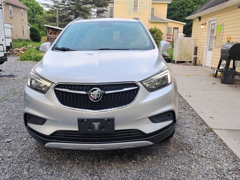 Used 2018 Buick Encore Preferred AWD/4WD image 2