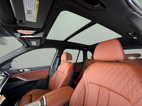 Used 2026 BMW X5 sDrive40i w/ M Sport Package image 21