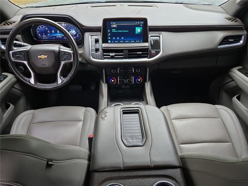 Used 2022 Chevrolet Tahoe LT w/ Luxury Package RWD image 18