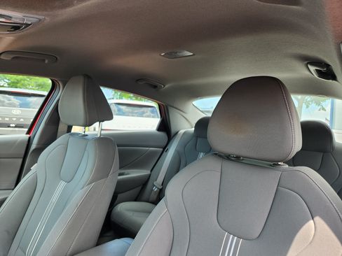 Certified 2024 Hyundai Elantra SEL FWD image 12