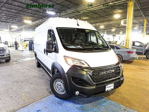 New 2026 RAM ProMaster 2500 w/ Convenience Group image 1