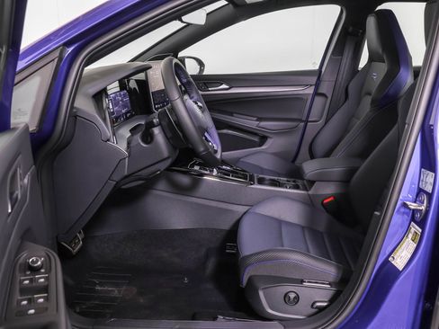 New 2026 Volkswagen Golf image 5