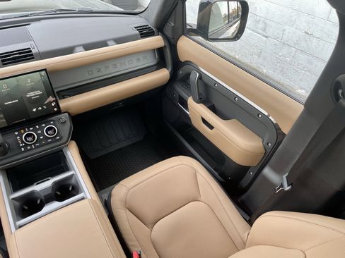 New 2026 Land Rover Defender 110 X AWD/4WD image 18