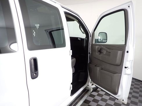 Used 2024 GMC Savana 2500 w/ Driver Convenience Package RWD image 29