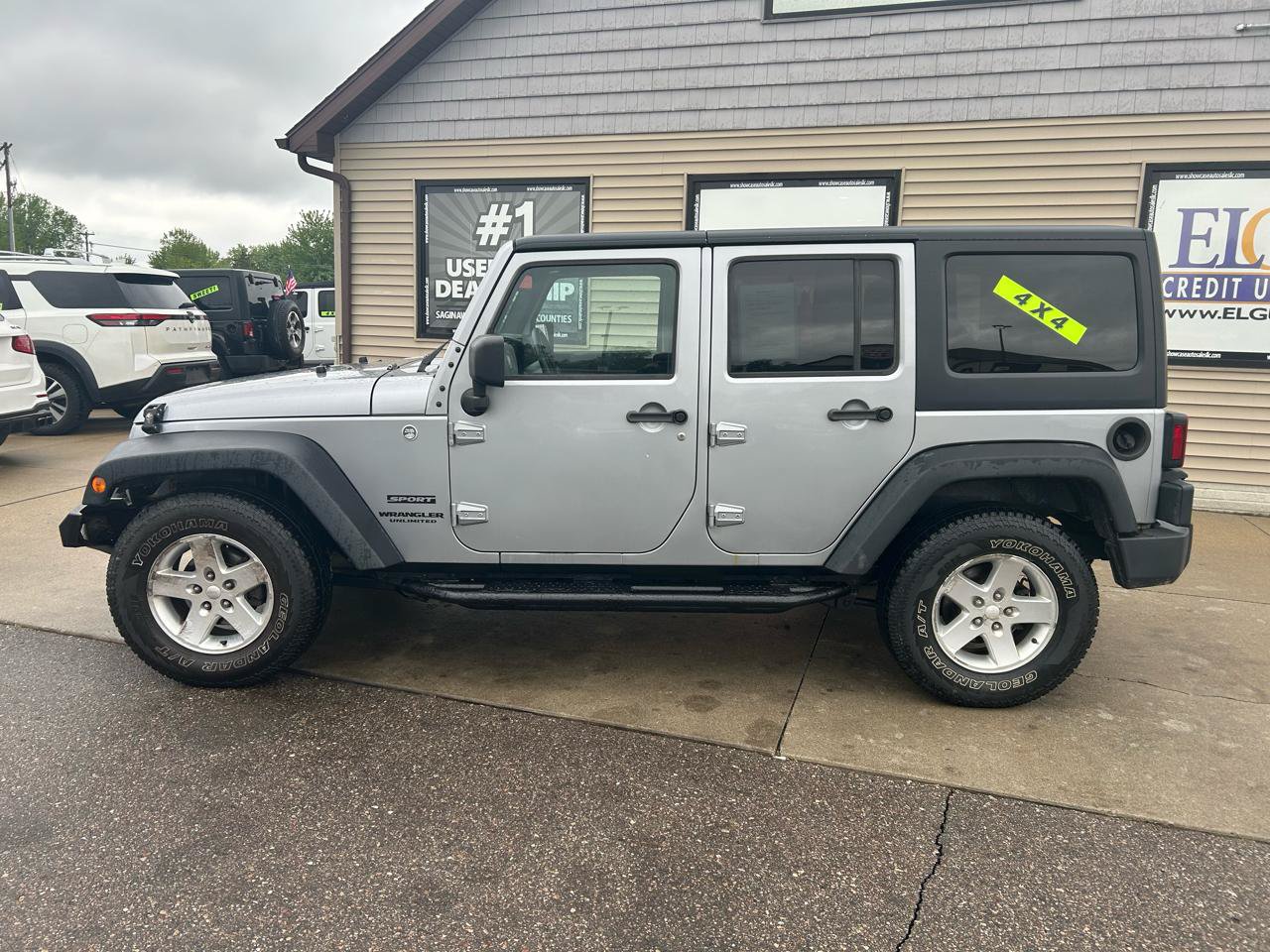 Used 2015 Jeep Wrangler Unlimited Sport AWD/4WD image 8