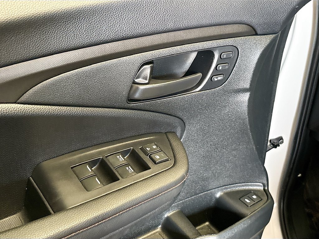 Used 2025 Honda Passport TrailSport image 18